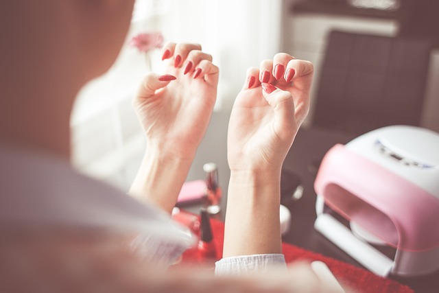 剥がせるセルフジェルネイルってなに？使い方とおすすめメーカーを紹介